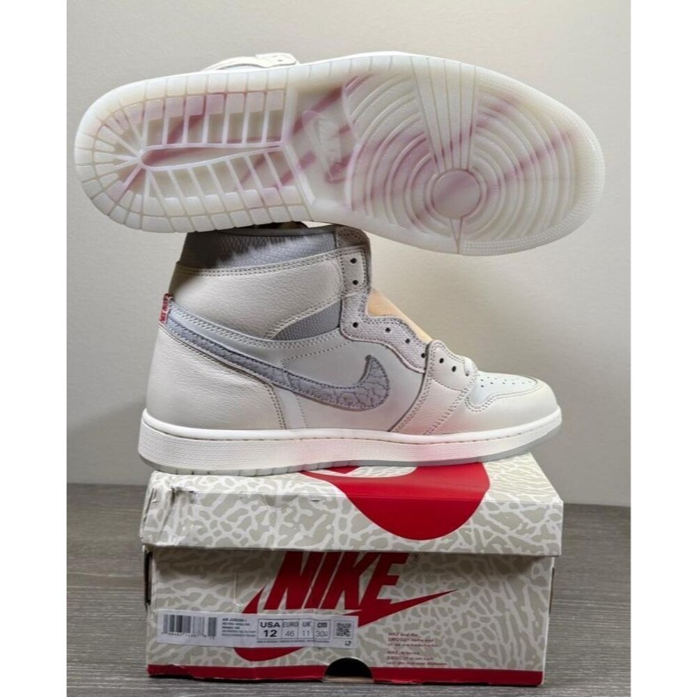 Air Jordan 1 Retro High OG Sail University Red SIZE 12 DAMAGED BOX